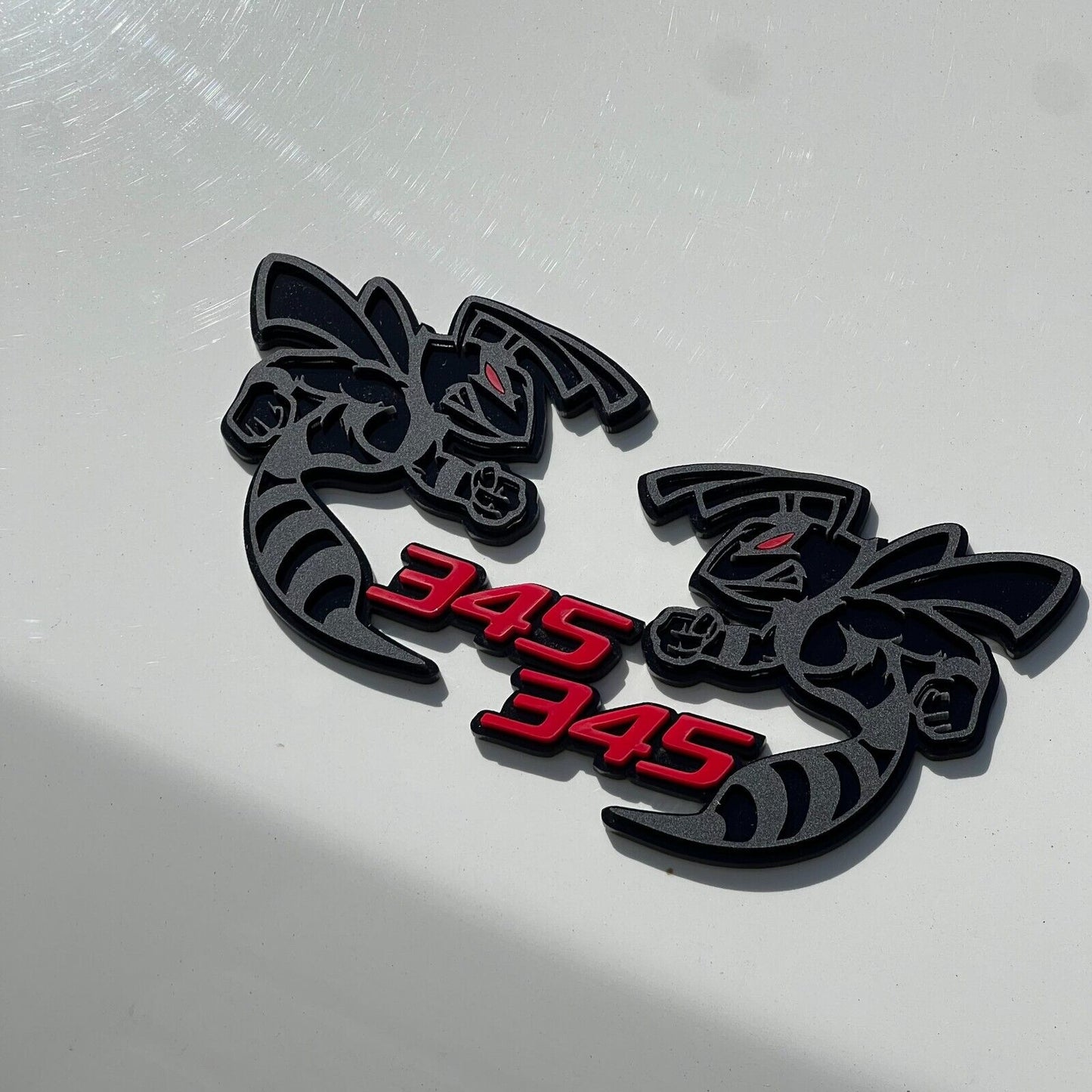 345 Hornet Badges Emblem BEE Red Eye, (2) BADGES, Fender Angry Agressive