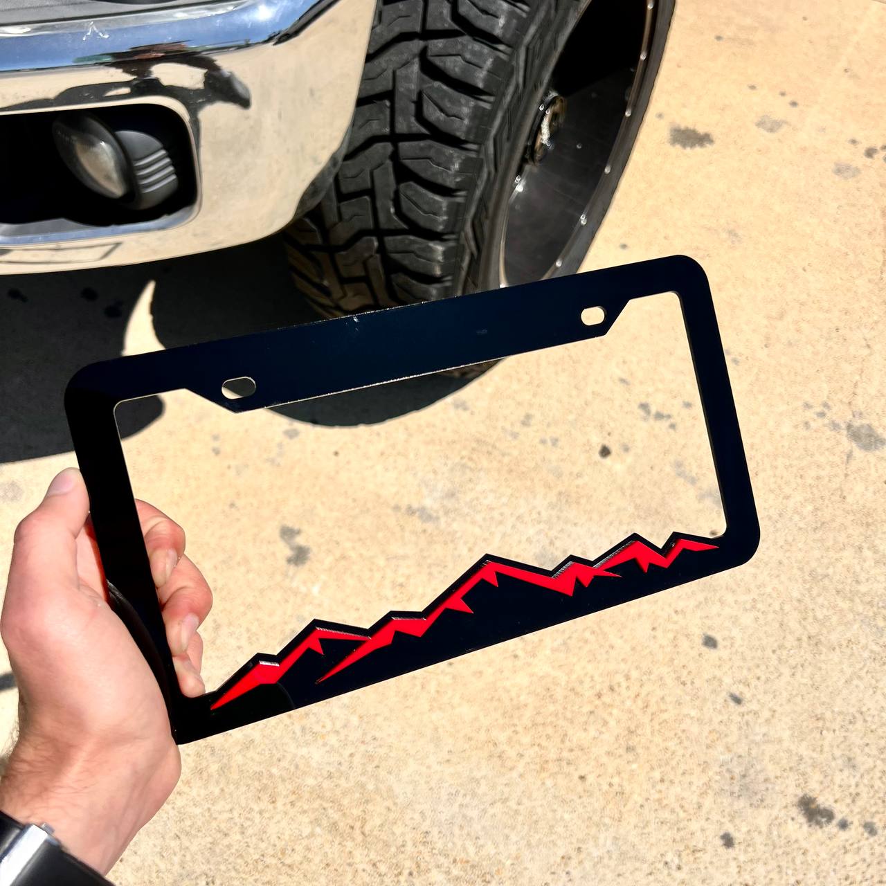 Mountain License Plate Frame Cover (single plate)