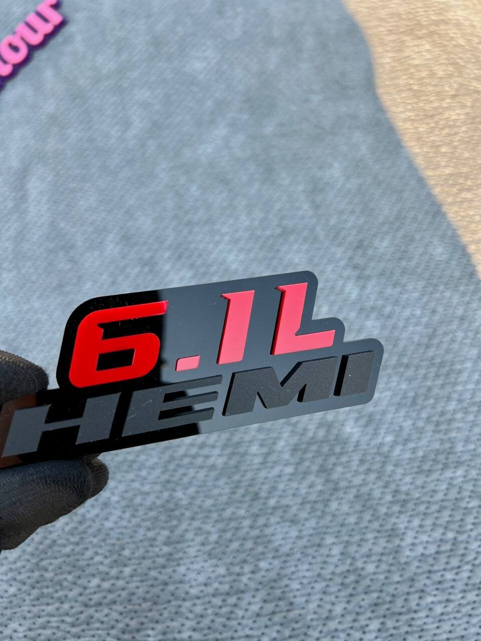 6.1L HEMI Emblems Multicolor – Side Fender Badges for Muscle Cars (Set of 2)