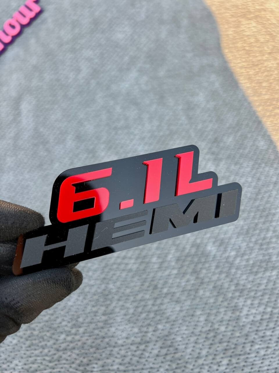 6.1L HEMI Emblems Multicolor – Side Fender Badges for Muscle Cars (Set of 2)