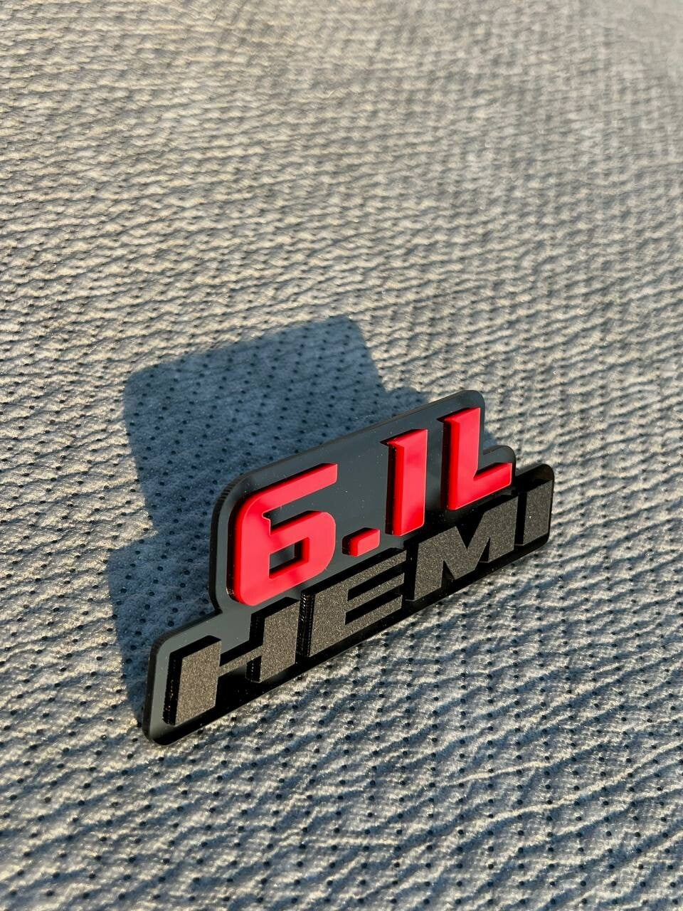 6.1L HEMI Emblems Multicolor – Side Fender Badges for Muscle Cars (Set of 2)