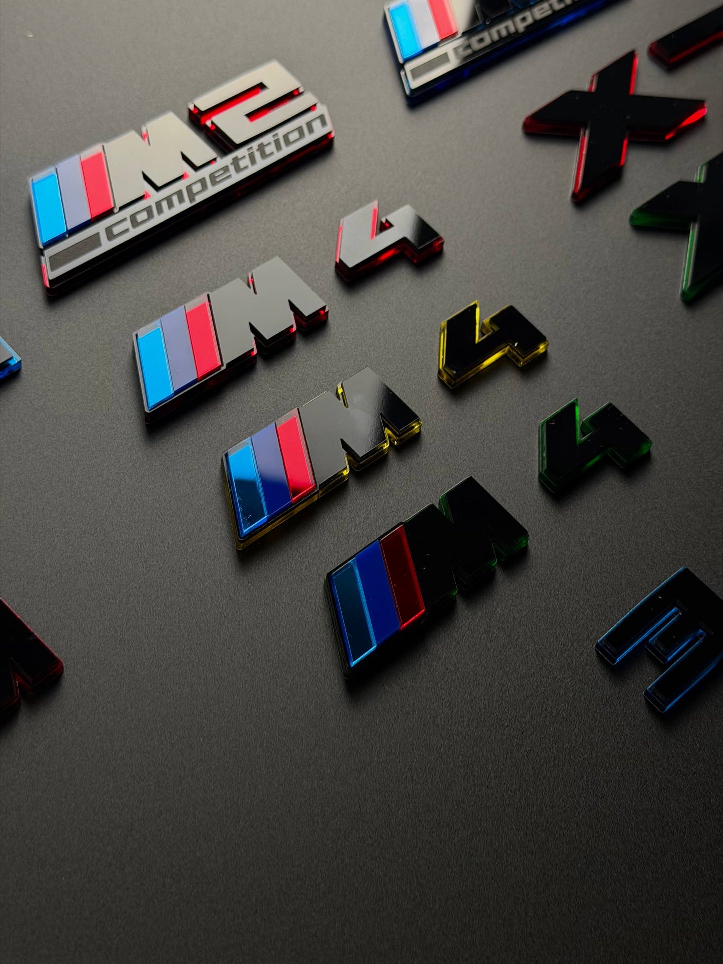 BMW M Performance Emblem Badge – Custom Color Logo for M2 M3 M4 M5 M8 M340i M440i M550i X3 X5 X6 X7 X3M X5M