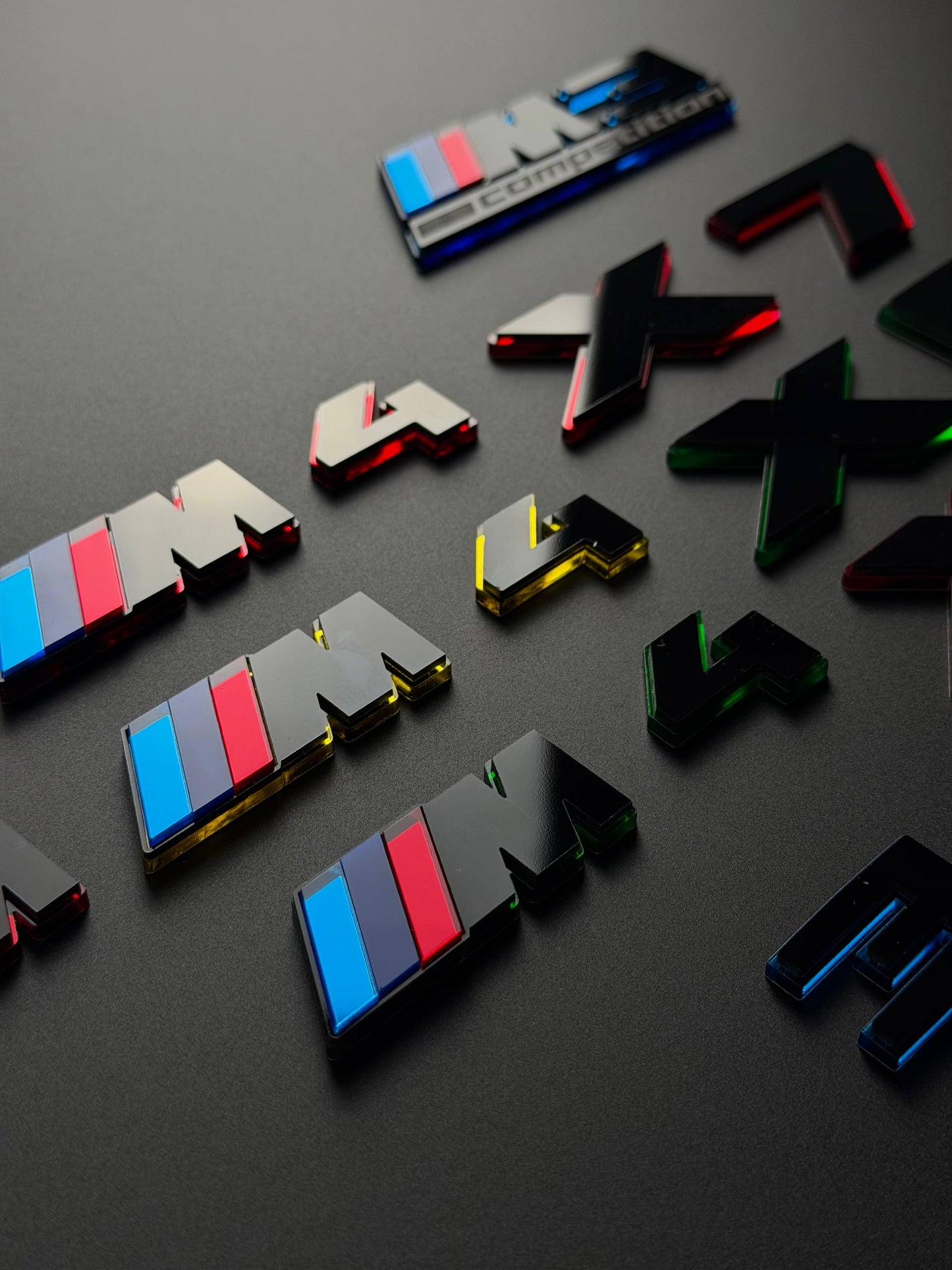 BMW M Performance Emblem Badge – Custom Color Logo for M2 M3 M4 M5 M8 M340i M440i M550i X3 X5 X6 X7 X3M X5M