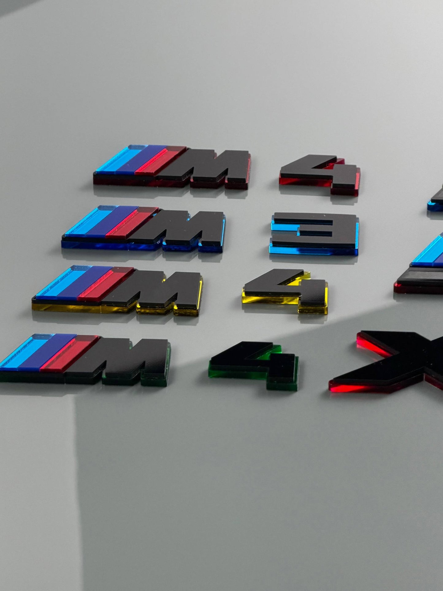 BMW M Performance Emblem Badge – Custom Color Logo for M2 M3 M4 M5 M8 M340i M440i M550i X3 X5 X6 X7 X3M X5M