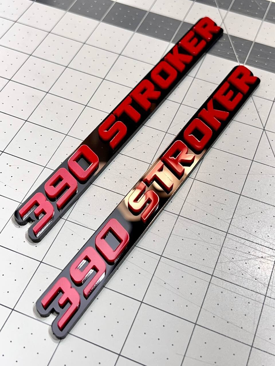 390 STROKER EMBLEMS QTY 2 FENDER EXTERIOR 390 STROKER ENGINE BADGE